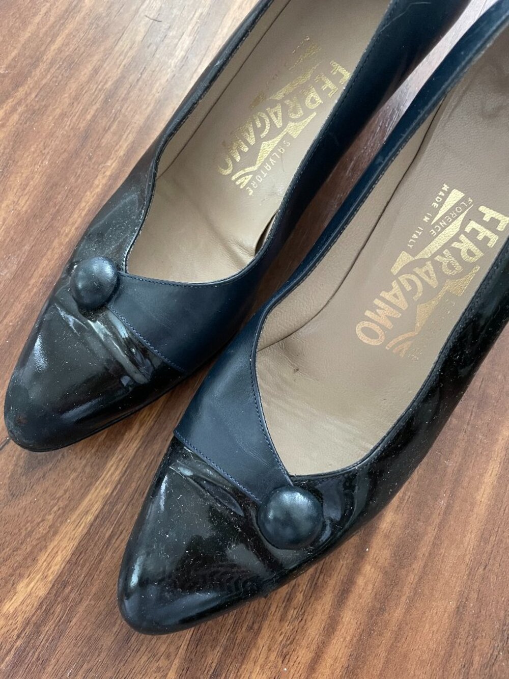 Vintage salvatore ferragamo -6.5AA